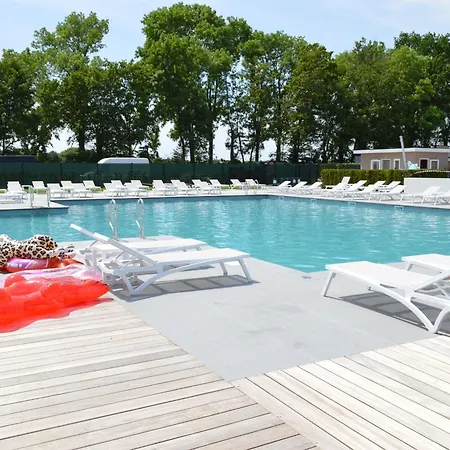 Vakantiehuis Cozy Garden W Fireplace Bemelen